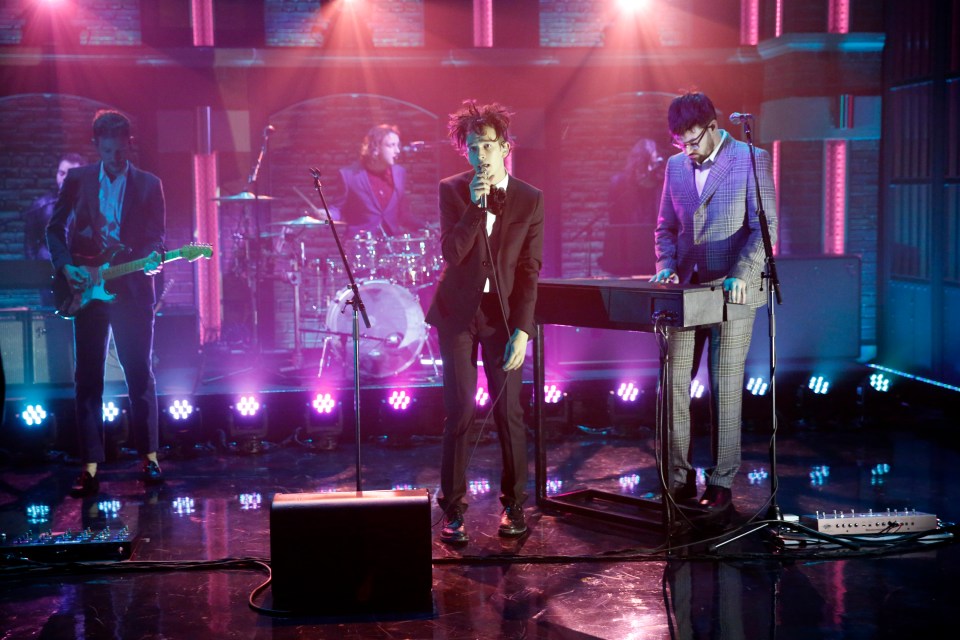 The 1975 performing on Late Night with Seth Meyers.