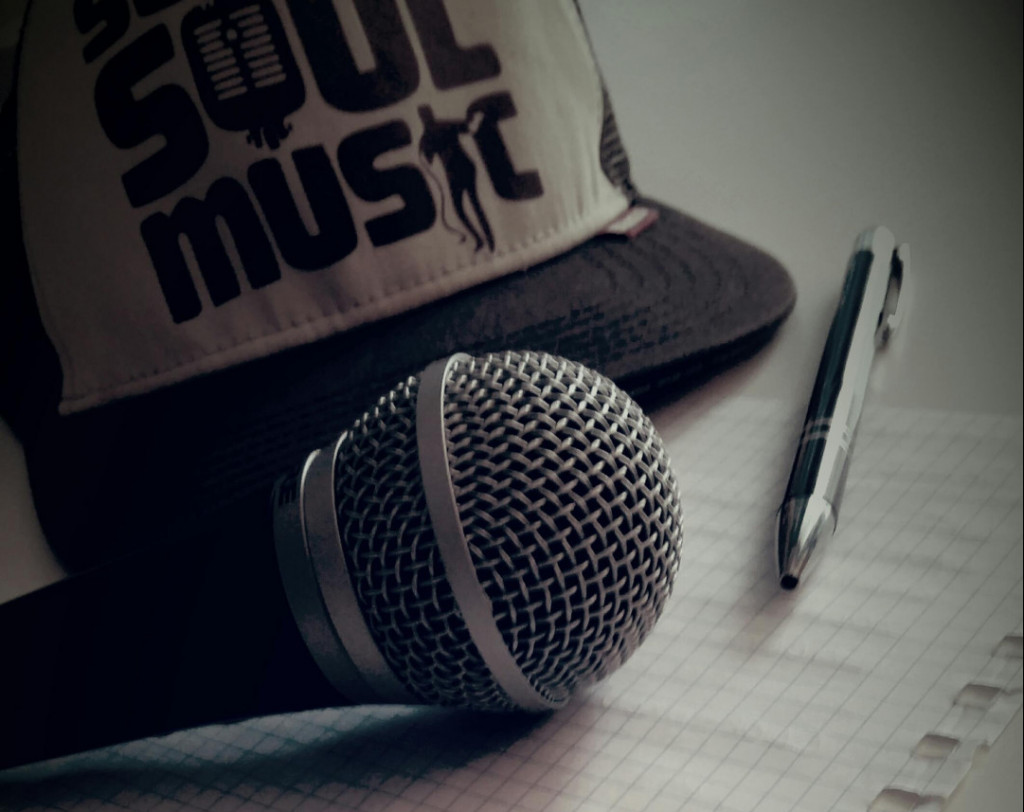 5 Best AI Tools to Make Music with Your Voice