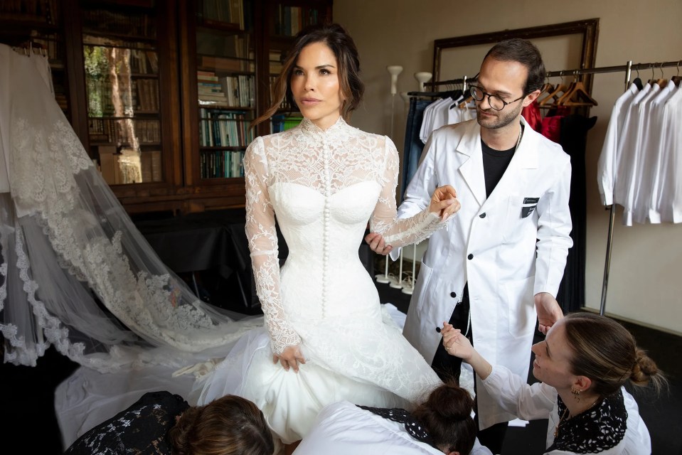 Lauren Sánchez Bezos in her custom Dolce & Gabbana wedding dress.