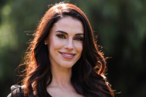 90210 Star Jessica Lowndes in Bikini Is Dreaming of Europe — Celebwell