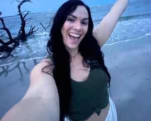 Beauty Influencer Guava Beauty, Known For Eating Make Up Products, Dies