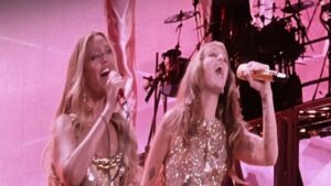 Beyoncé and Miley Cyrus Perform "II Most Wanted" in Paris: Watch