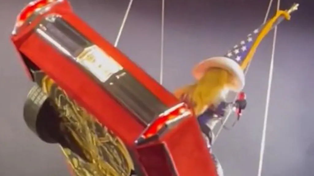 Beyonce houston concert malfunction