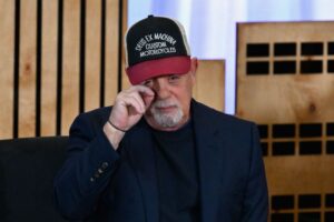 Billy Joel announcing the end of his Madison Square Garden residency.