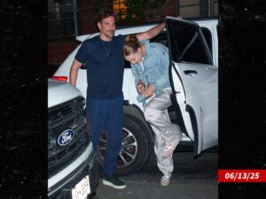 bradley cooper gigi hadid sub getty swipe