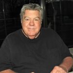 Photo of George Wendt.