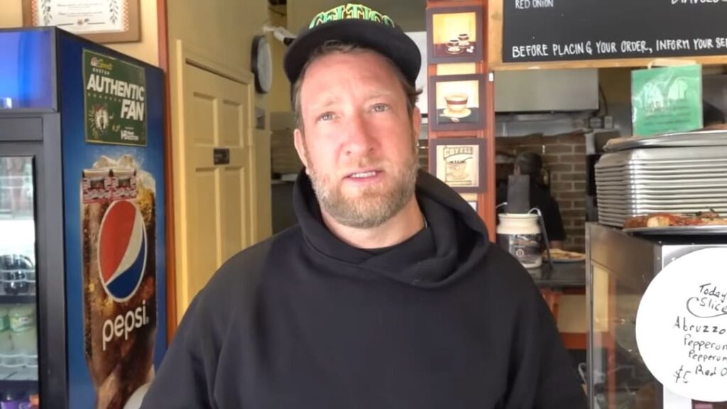 Dave Portnoy breaks pizza review rules with instant re-review
