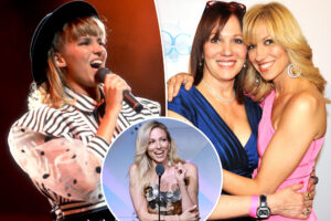 Debbie Gibson on her late mother being the 'original music momager'
