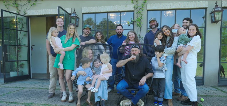 Duck Dynasty family group photo.