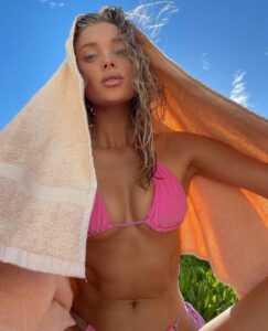 Elsa Hosk taking a selfie.