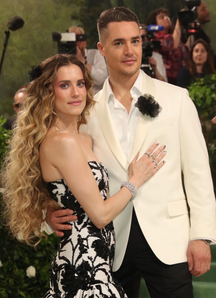 get-out-star-secretly-weds-longtime-partner.