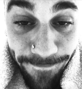 Black and white selfie of Justin Bieber.