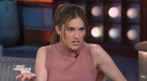 Kelly Clarkson Lost It After Awkwardly Getting Caught Not-So-Subtly Staring At Allison Williams’s Forehead Botox