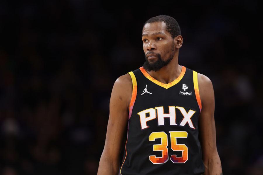 Kevin Durant Now Owns A Stake In Soccer Club Paris Saint-Germain
