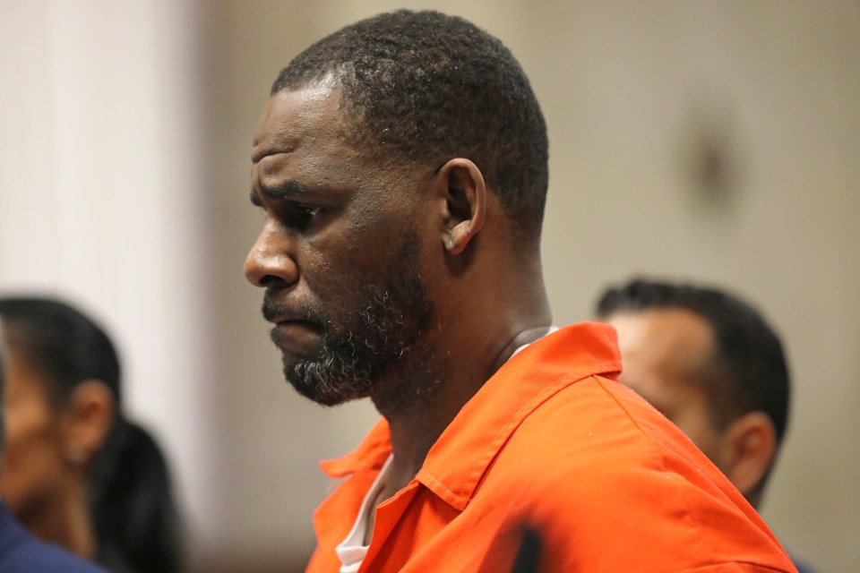 R. Kelly at a court hearing.