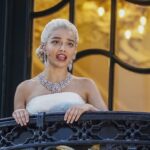 Rachel Zegler performed to crowds outside of the theater in her West End debut