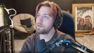 Sodapoppin breaks monitor and controller raging at Mario Kart World
