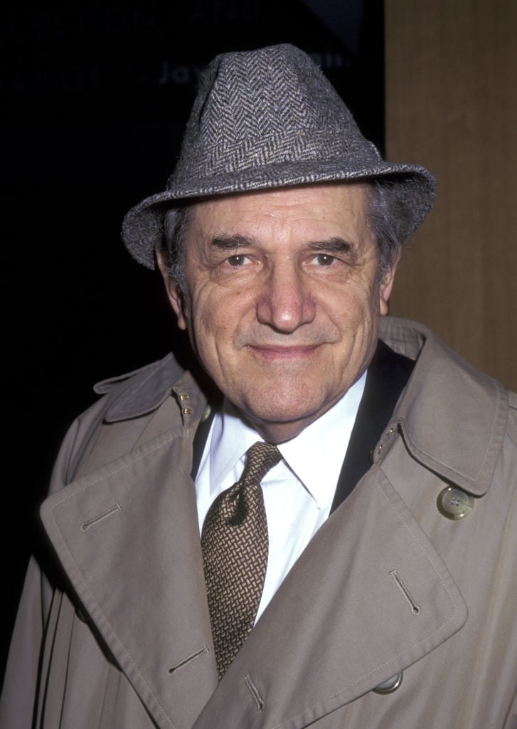 Steven Hill Net Worth | Celebrity Net Worth