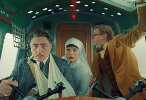 L-R: Benicio Del Toro, Mia Threapleton and Michael Cera in 'The Phoenician Scheme'