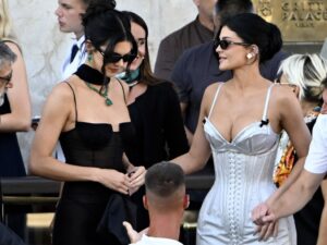 What Kardashian-Jenner Family Wore to Jeff Bezos-Lauren Sanchez Wedding