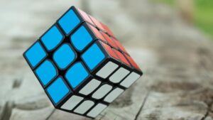 11-year-old boy beats 7-year-old to win 2025 Rubik’s Cube World Championship
