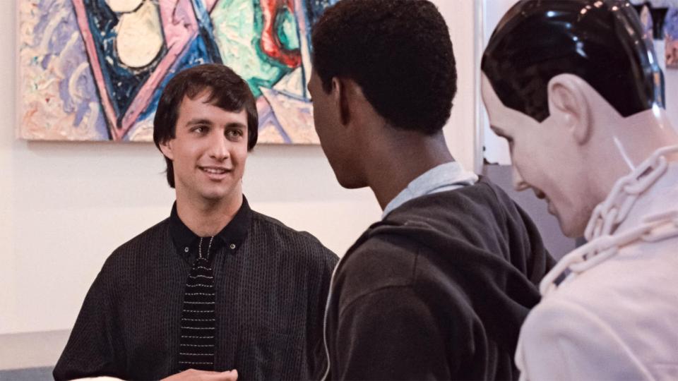 Scene from Beverly Hills Cop (1984) showing Eddie Murphy and Bronson Pinchot.