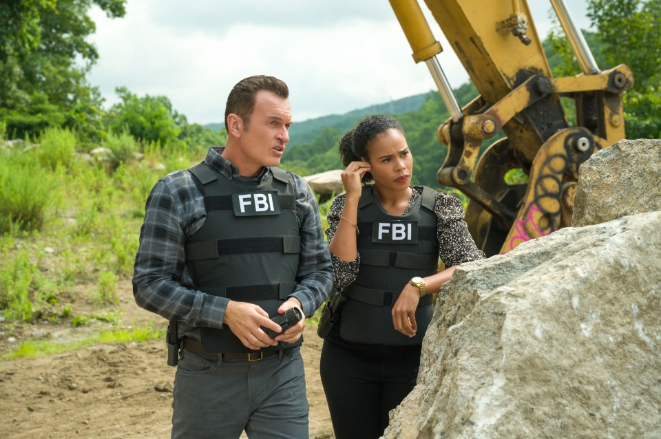 FBI agents Jess LaCroix and Sheryll Barnes investigating at a construction site.