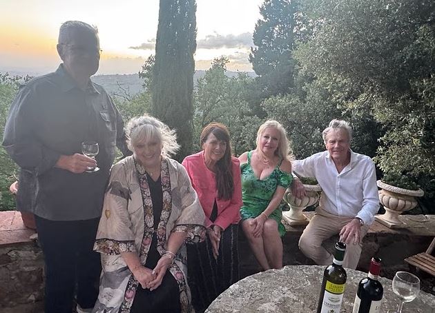 The Sound of Music child actors reunite.