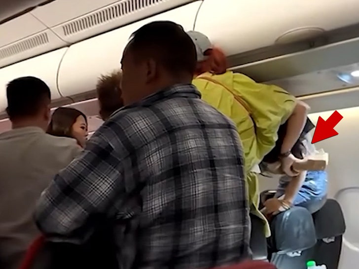 072225-plane-fight-grab-v2