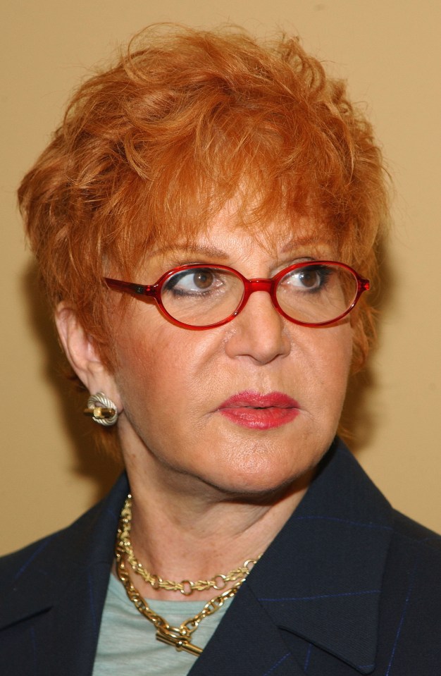 Sally Jessy Raphael at a press conference.