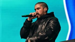 Bad Bunny Drops New Song "ALAMBRE PúA" Days After Live Debut