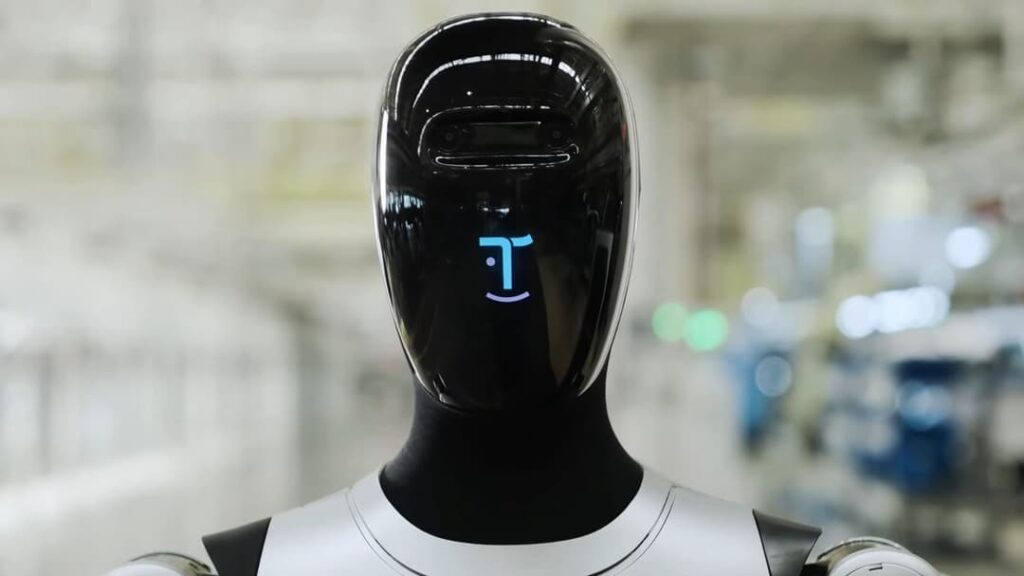 China unveils first-ever robot that can operate indefinitely without human help