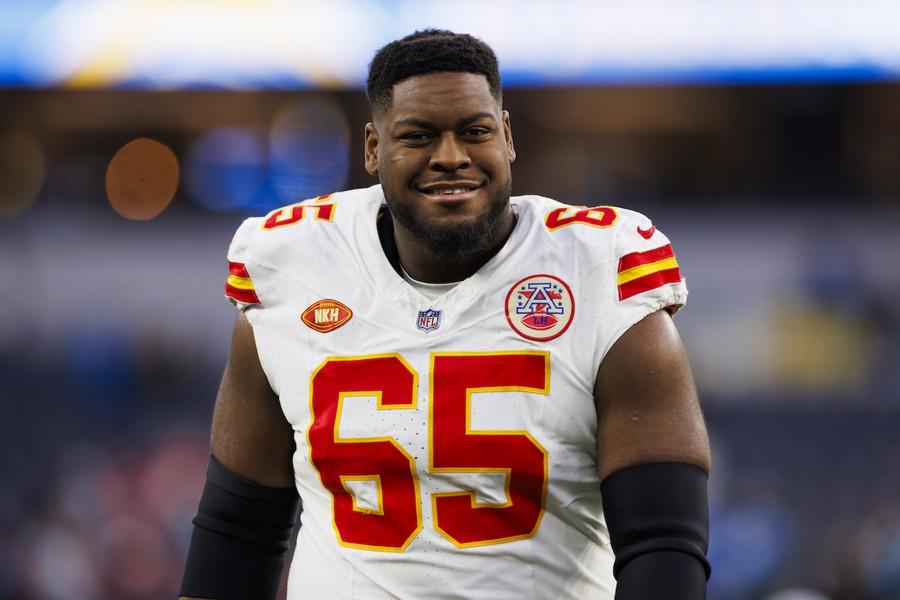 If The Chiefs Don't Sign Guard Trey Smith To A New Contract, He'll Make More Than Any Other Player At His Position Next Season