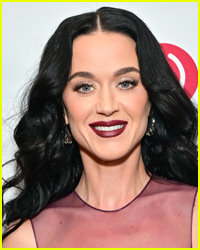 Katy Perry Vacations with Friends Following Orlando Bloom Split