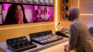 Wennely Quezada, AJ McLean in episode 102 of Building The Band
