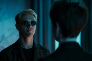 Boyd Holbrook as The Corinthian talks to Tom Sturridge as Dream in The Sandman
