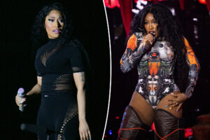 Nicki Minaj explodes on 'musty' SZA in online feud