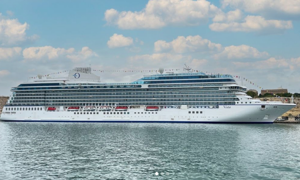 Oceania Cruise Liner