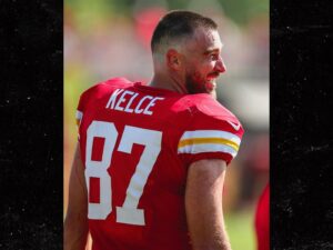 travis-kelce-Kansas-City-Chiefs-NFL-1