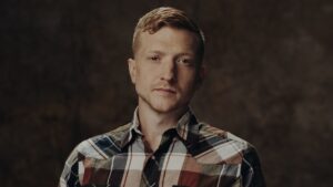 Tyler Childers Details Album Snipe Hunter, Releases "Oneida"