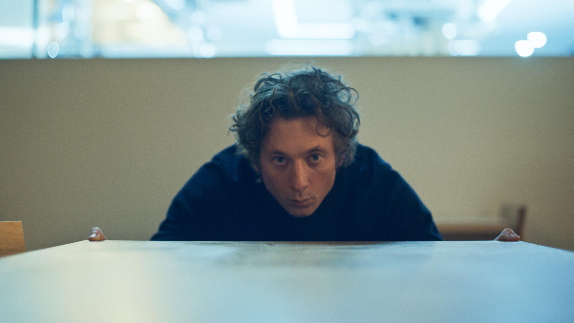 Jeremy Allen White em "O urso."