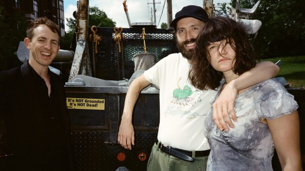Big Thief Unveil New Songs "Los Angeles" and "Grandmother"