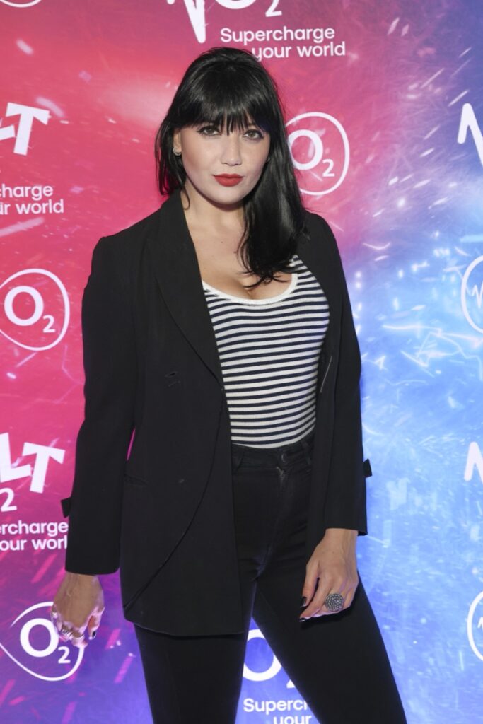 Daisy Lowe Posts Black & White Swimsuit Photo — Celebwell