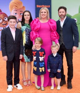 kelly-clarksons-ex-husband-and-talent-manager-brandon-blackstock-dead-at-48