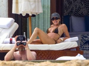 Kristin-Cavallari-sub-backgrid-1