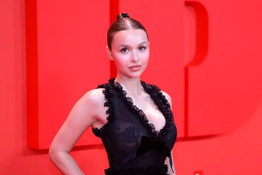 Sophie Mudd Net Worth | Celebrity Net Worth